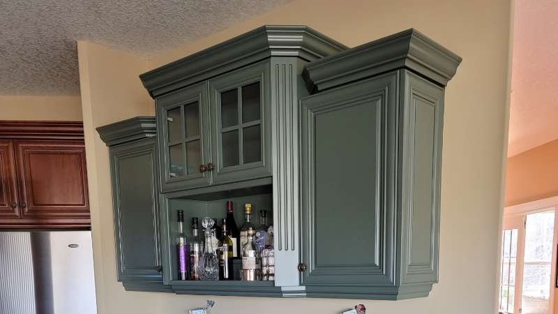 Refinishing The Cabinets In Your, Refinishing Kitchen Cabinets Calgary